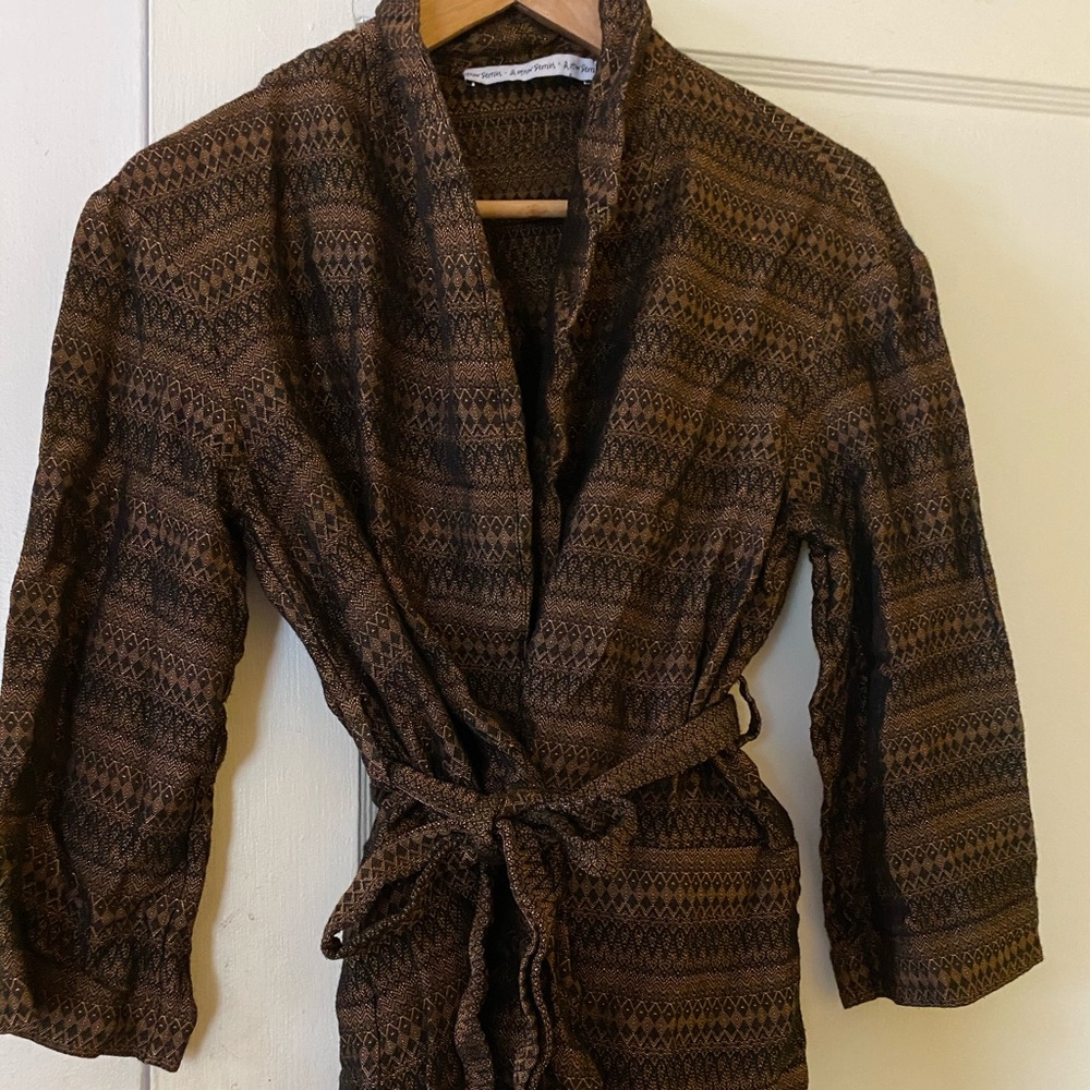 Patterned Wrap Top